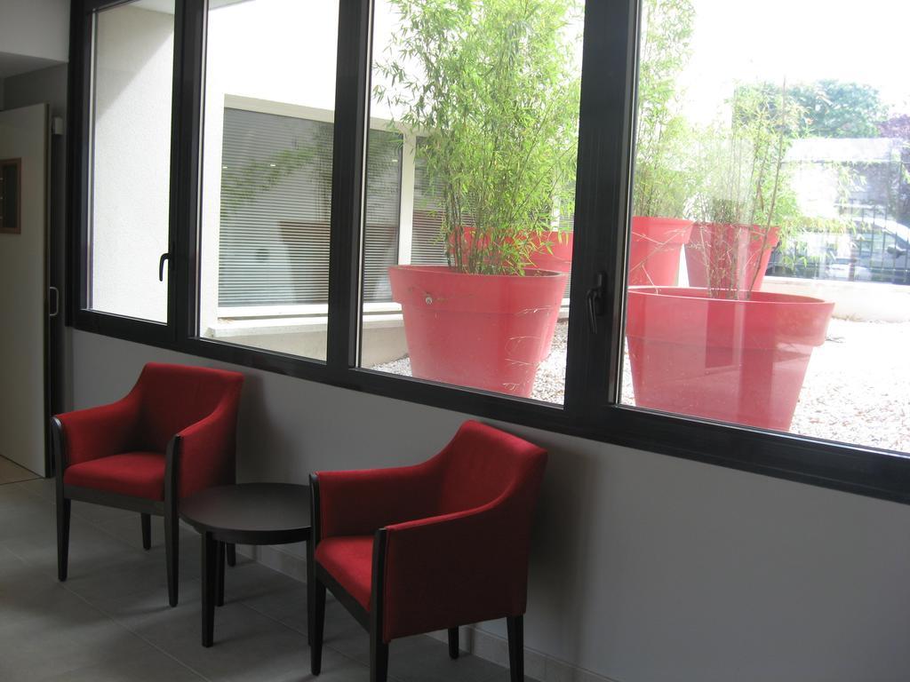 Domitys Le Parc Balsan Aparthotel Chateauroux Exterior photo