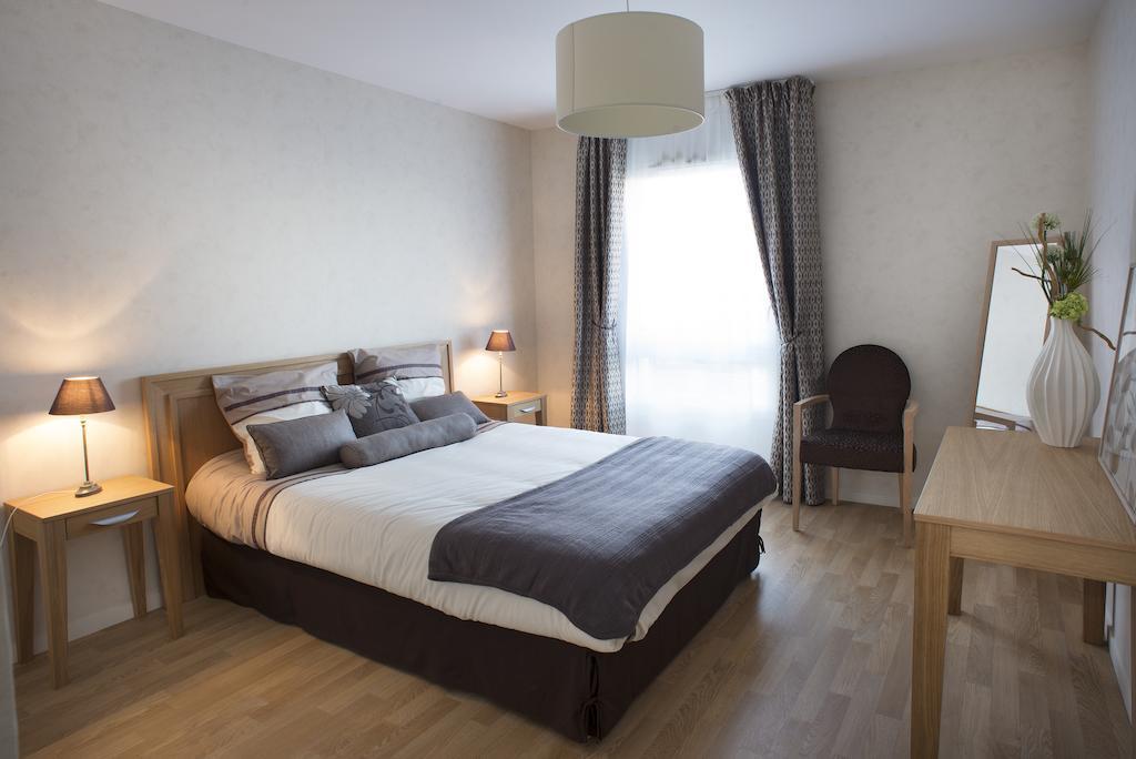 Domitys Le Parc Balsan Aparthotel Chateauroux Room photo